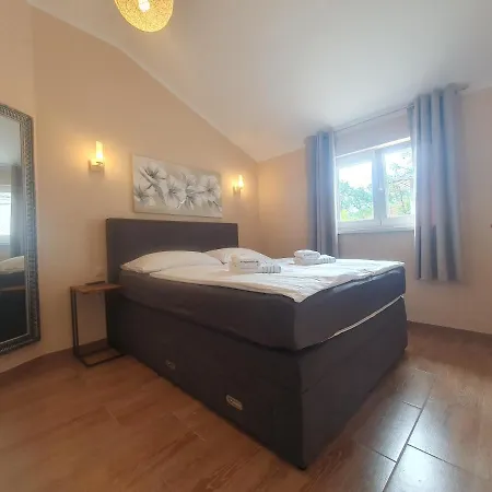 Kroatien Apartman *